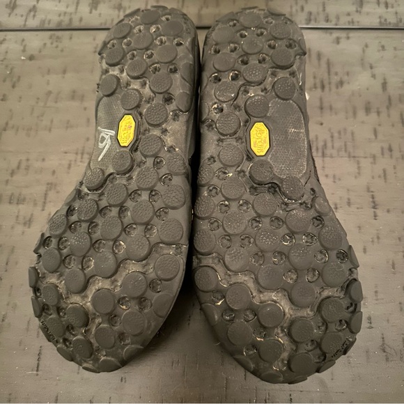 New Balance Minimus Men’s Black Trail Shoes - Picture 6 of 7